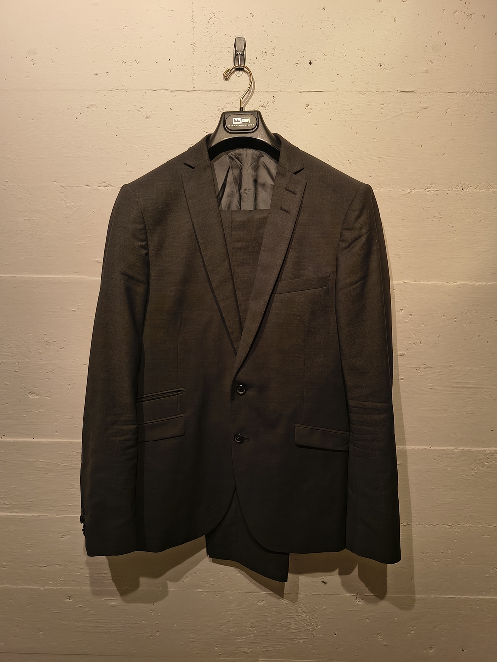 Tiger of Sweden Nedvin Suit 52 Charcoal 100% Wool Marlane Slim Fit 2 Piece